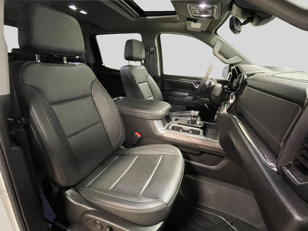 2025 Chevrolet Silverado LTZ