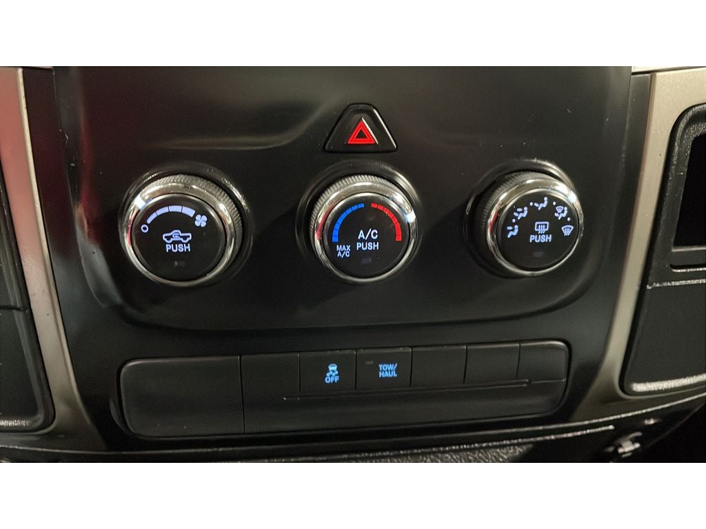 2013 RAM 1500 SLT