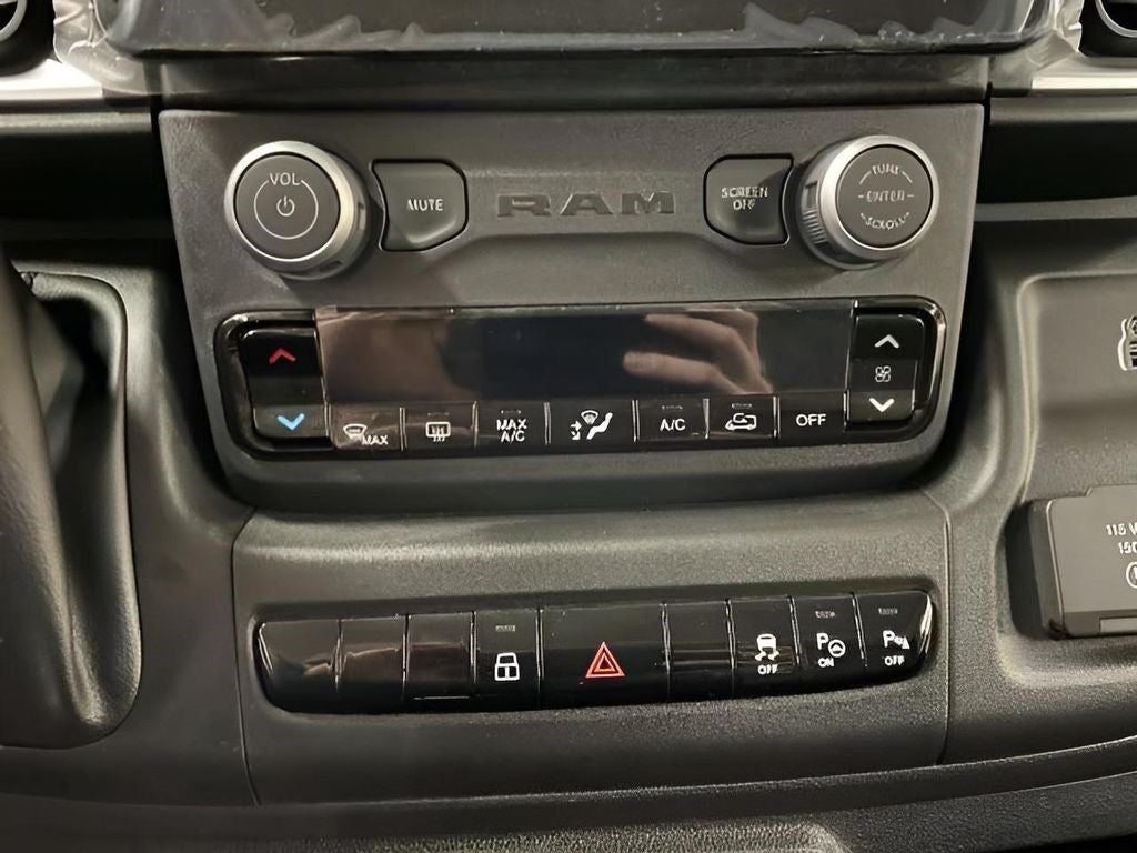 2025 RAM ProMaster 2500 SLT