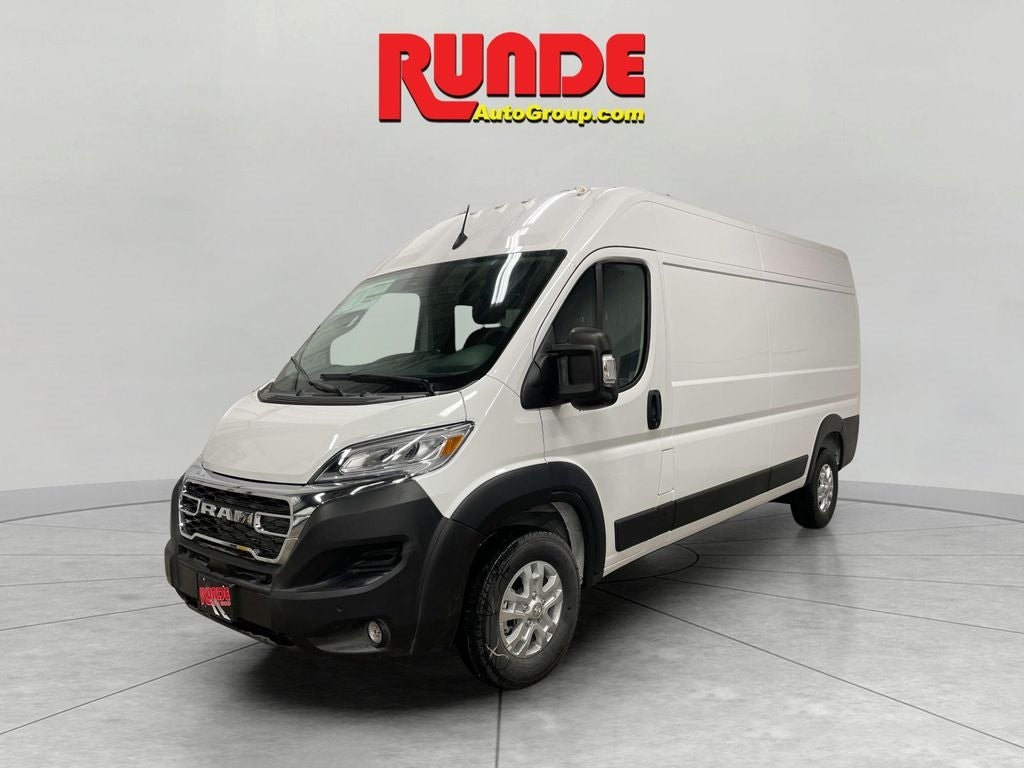 2025 RAM ProMaster 3500 SLT