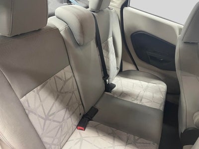 2013 Ford Fiesta SE