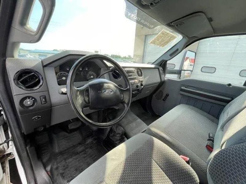 2015 Ford F-650 Base