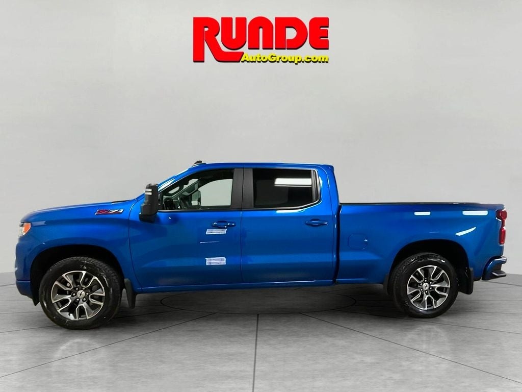 2022 Chevrolet Silverado RST