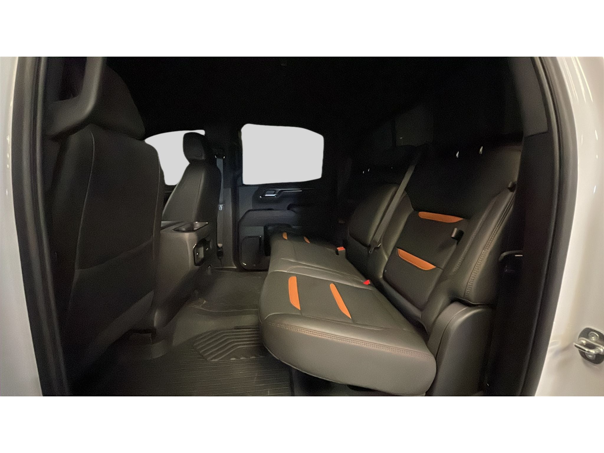 2023 GMC Sierra AT4