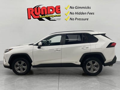 2022 Toyota RAV4 Hybrid XLE