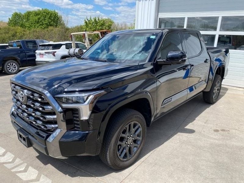2023 Toyota Tundra Platinum