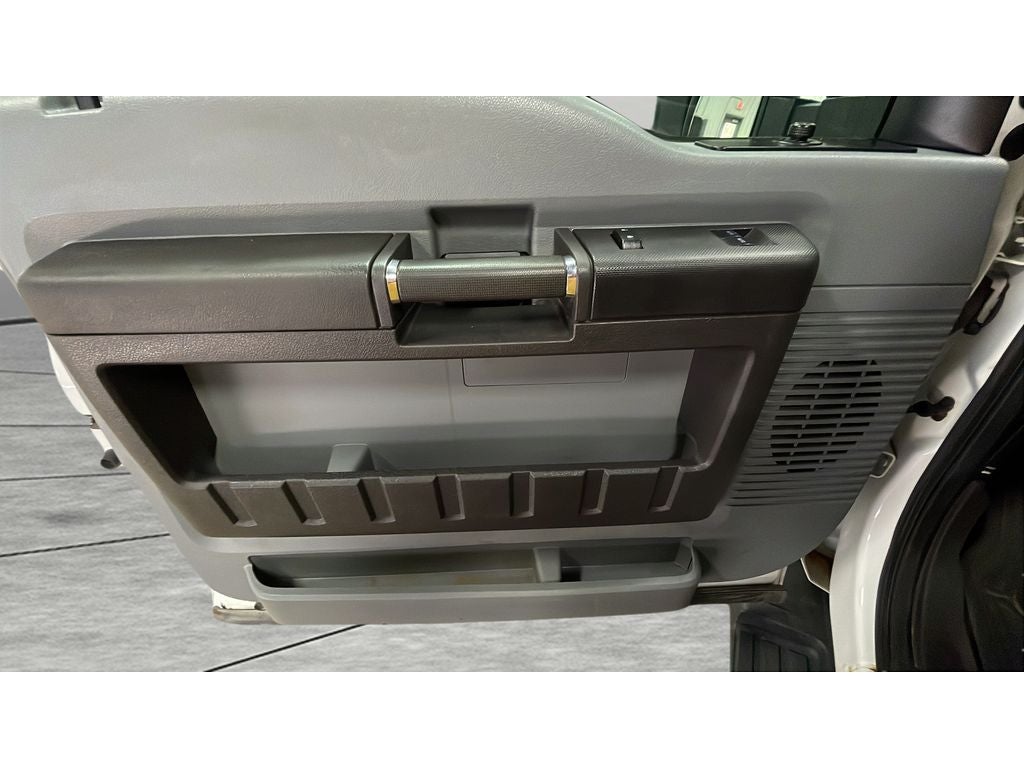 2016 Ford Super Duty F-350 SRW XL