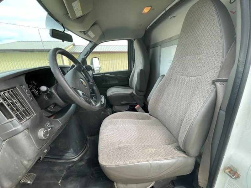 2015 Chevrolet Express Cutaway 3500 3500