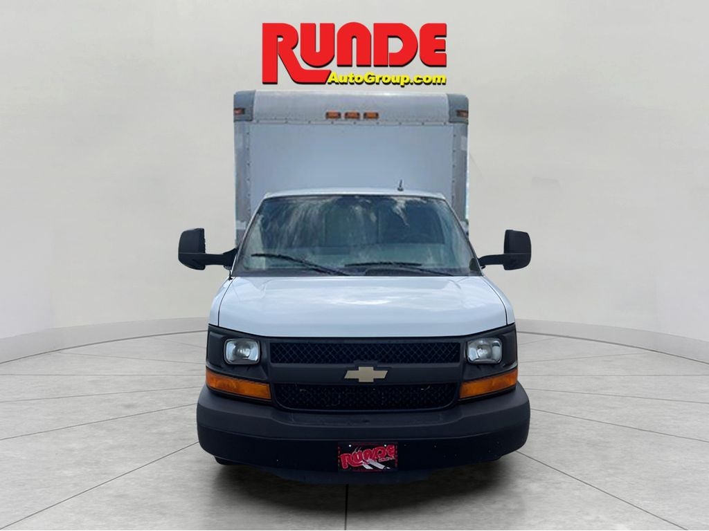 2014 Chevrolet Express Cutaway 3500 3500