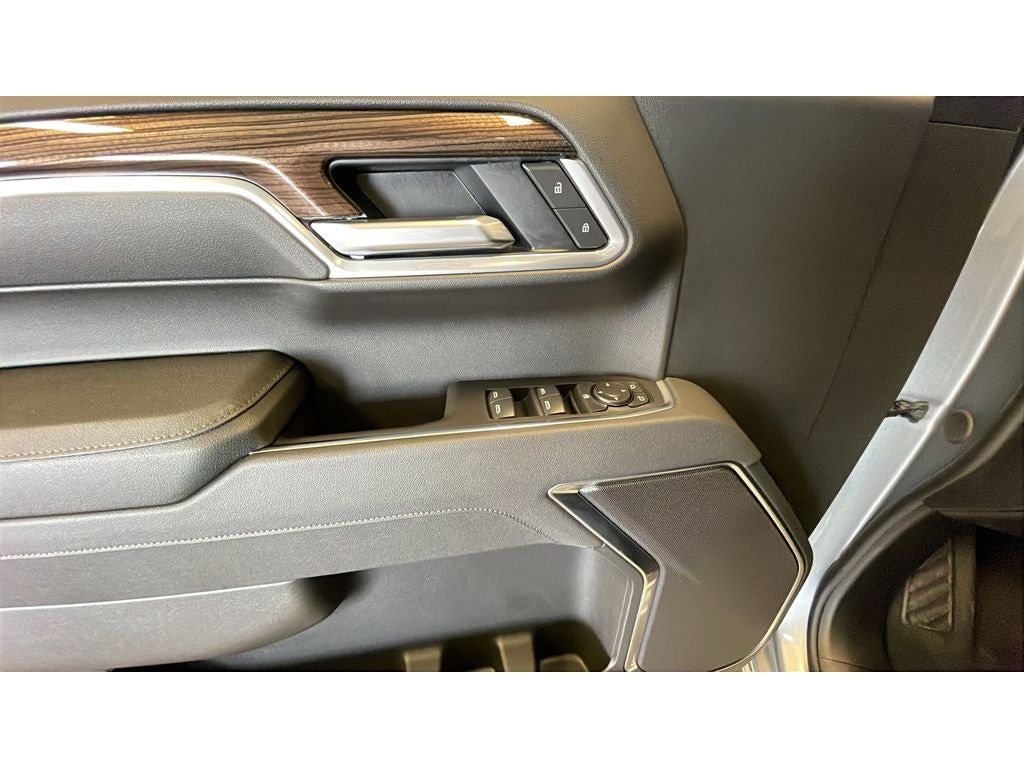 2026 Chevrolet Silverado 1500 LT - Photo 10