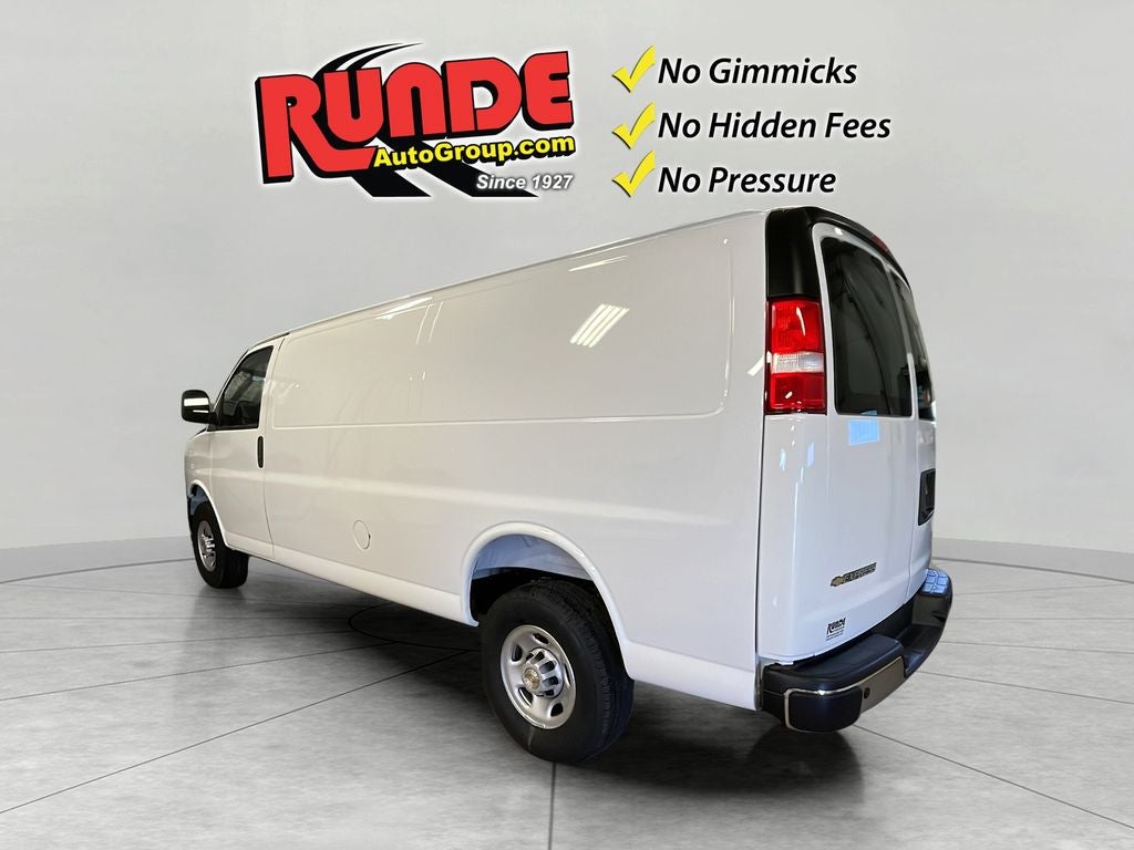 2026 Chevrolet Express Cargo WT