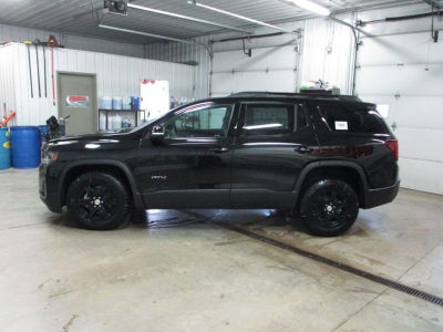 2022 GMC Acadia AT4