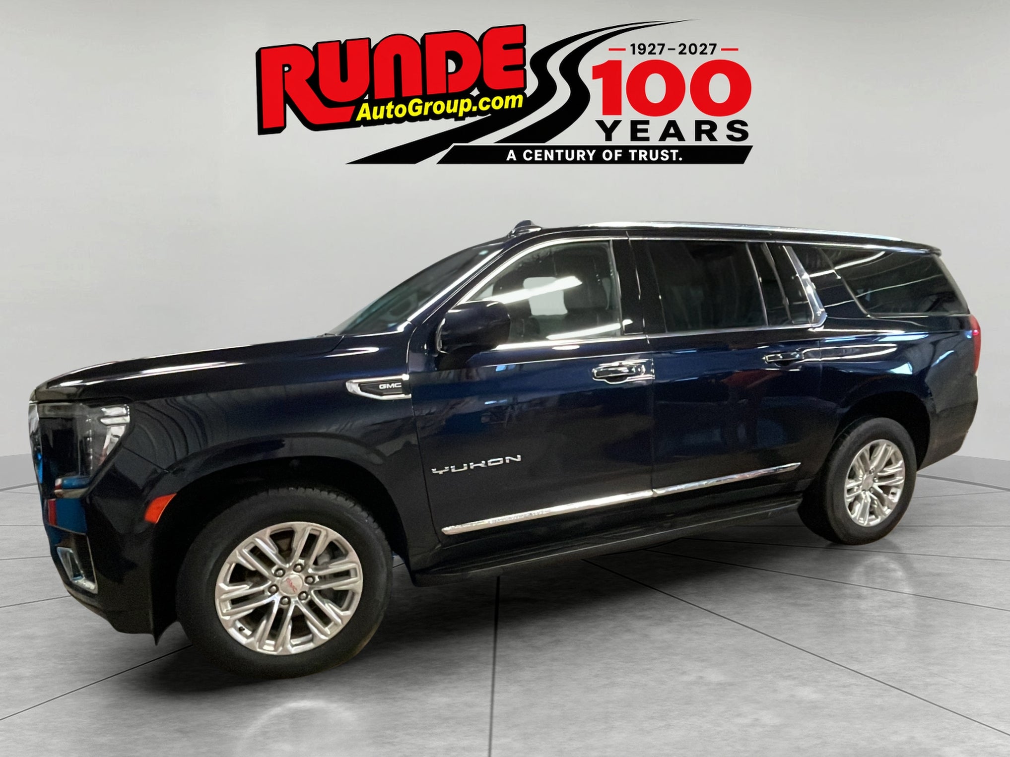 2023 GMC Yukon XL SLT