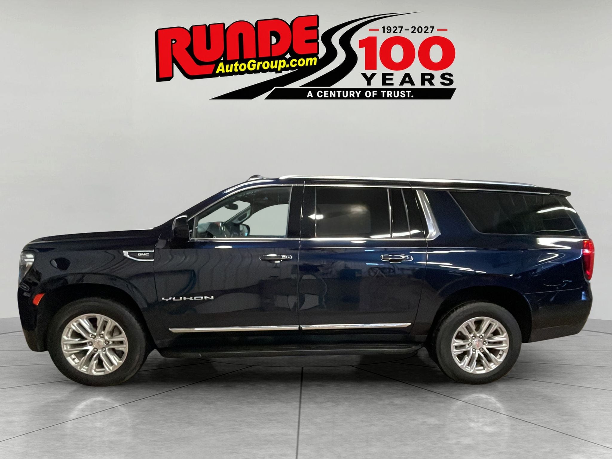 2023 GMC Yukon XL SLT