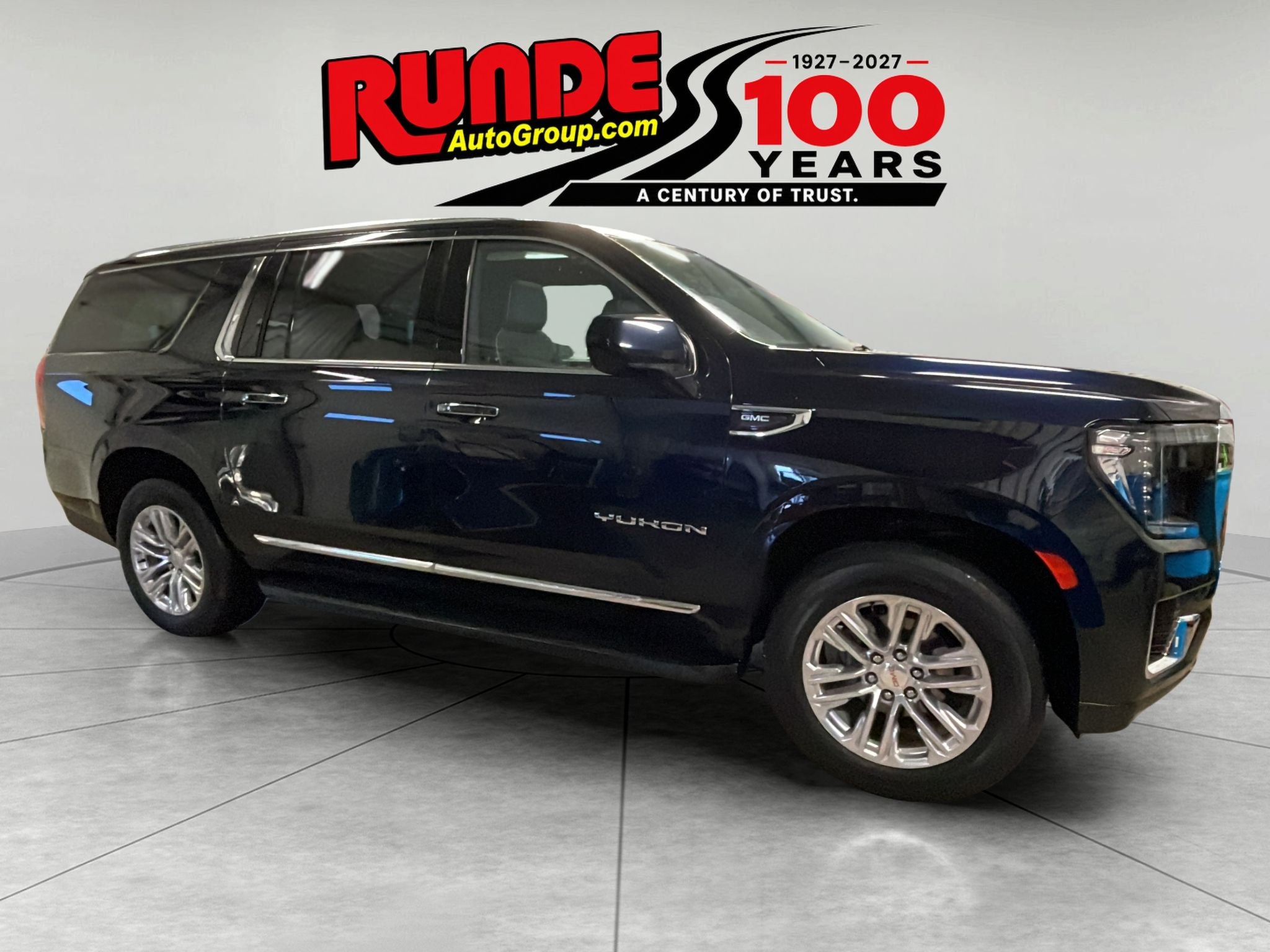 2023 GMC Yukon XL SLT