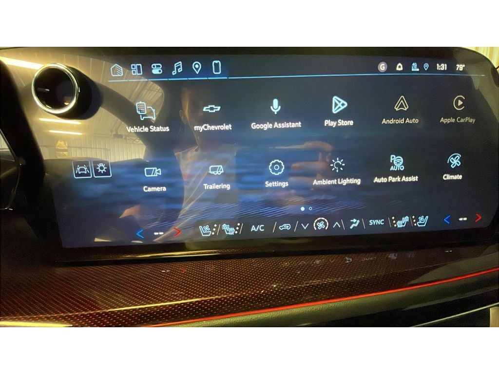 2027 Chevrolet Traverse RS