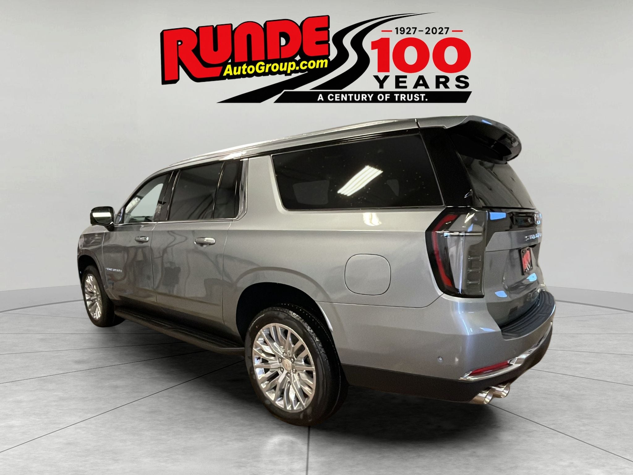 2027 Chevrolet Suburban Premier