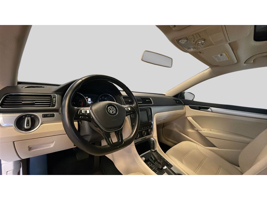 2019 Volkswagen Passat 2.0T Wolfsburg Edition