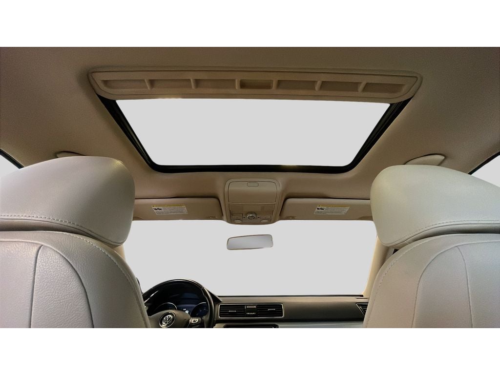 2019 Volkswagen Passat 2.0T Wolfsburg Edition