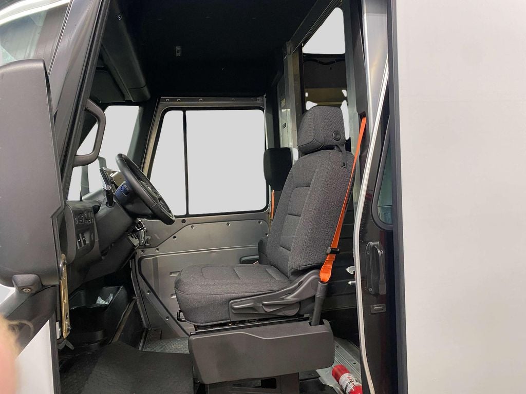 2023 BrightDrop Zevo 600 EJY