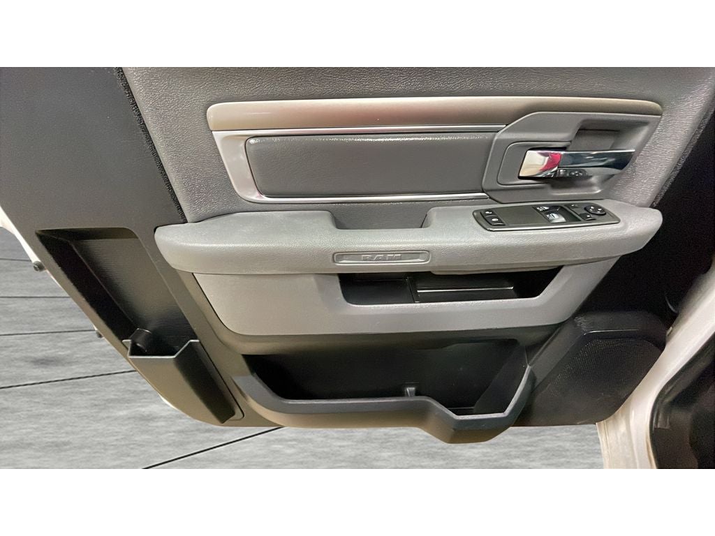 2013 RAM 1500 SLT