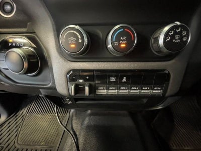 2021 RAM 2500 Tradesman Crew Cab 4x4 6'4" Box