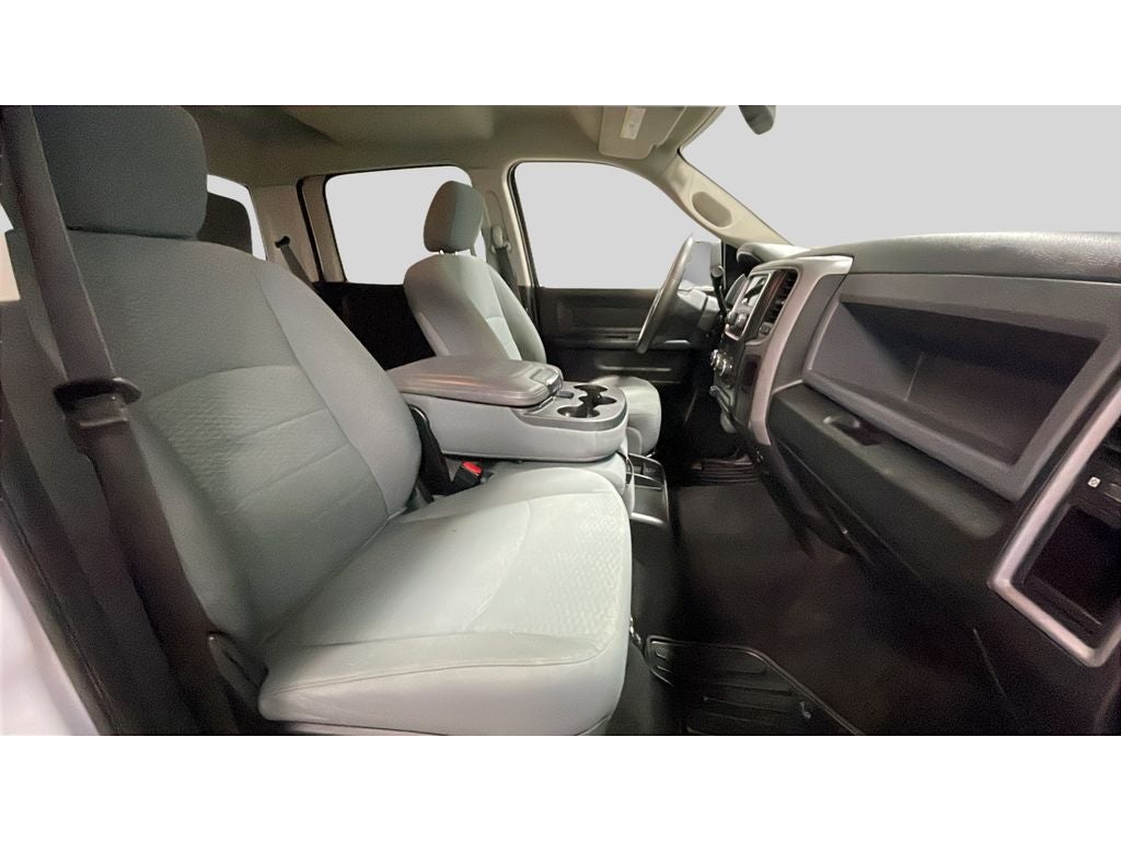 2018 RAM 2500 Tradesman Crew Cab 4x4 6'4" Box