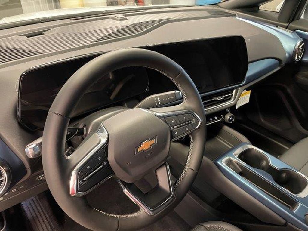 2024 Chevrolet Equinox EV 2LT