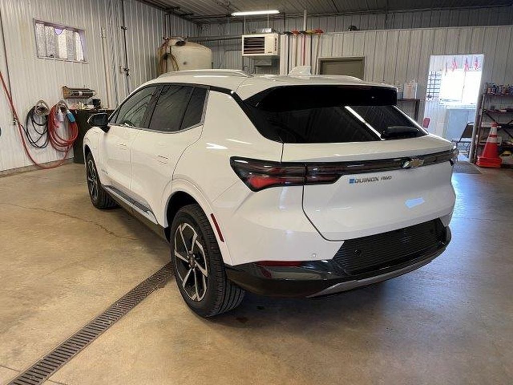 2024 Chevrolet Equinox EV 2LT