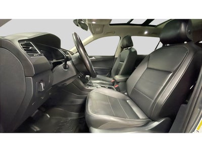 2019 Volkswagen Tiguan 2.0T SEL